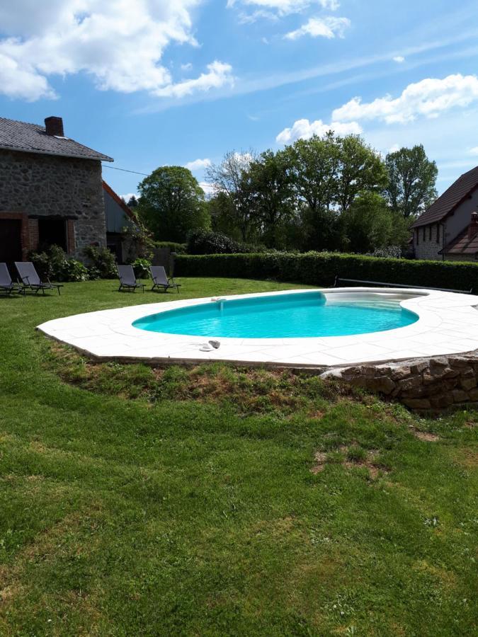 Hotel Chez Nathalie Et Jean Claude Saint-Marc-à-Frongier Exteriér fotografie